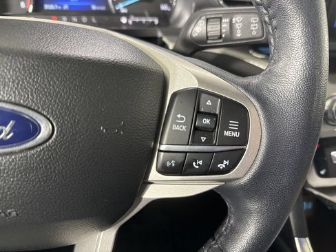 Used 2023 Ford Explorer XLT w/ Equipment Group 202A AWD/4WD image 26
