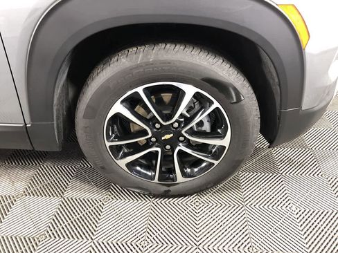 Used 2025 Chevrolet TrailBlazer LT image 10