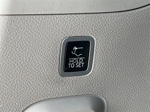 Used 2022 Jeep Wagoneer Series I w/ Convenience Group I image 17