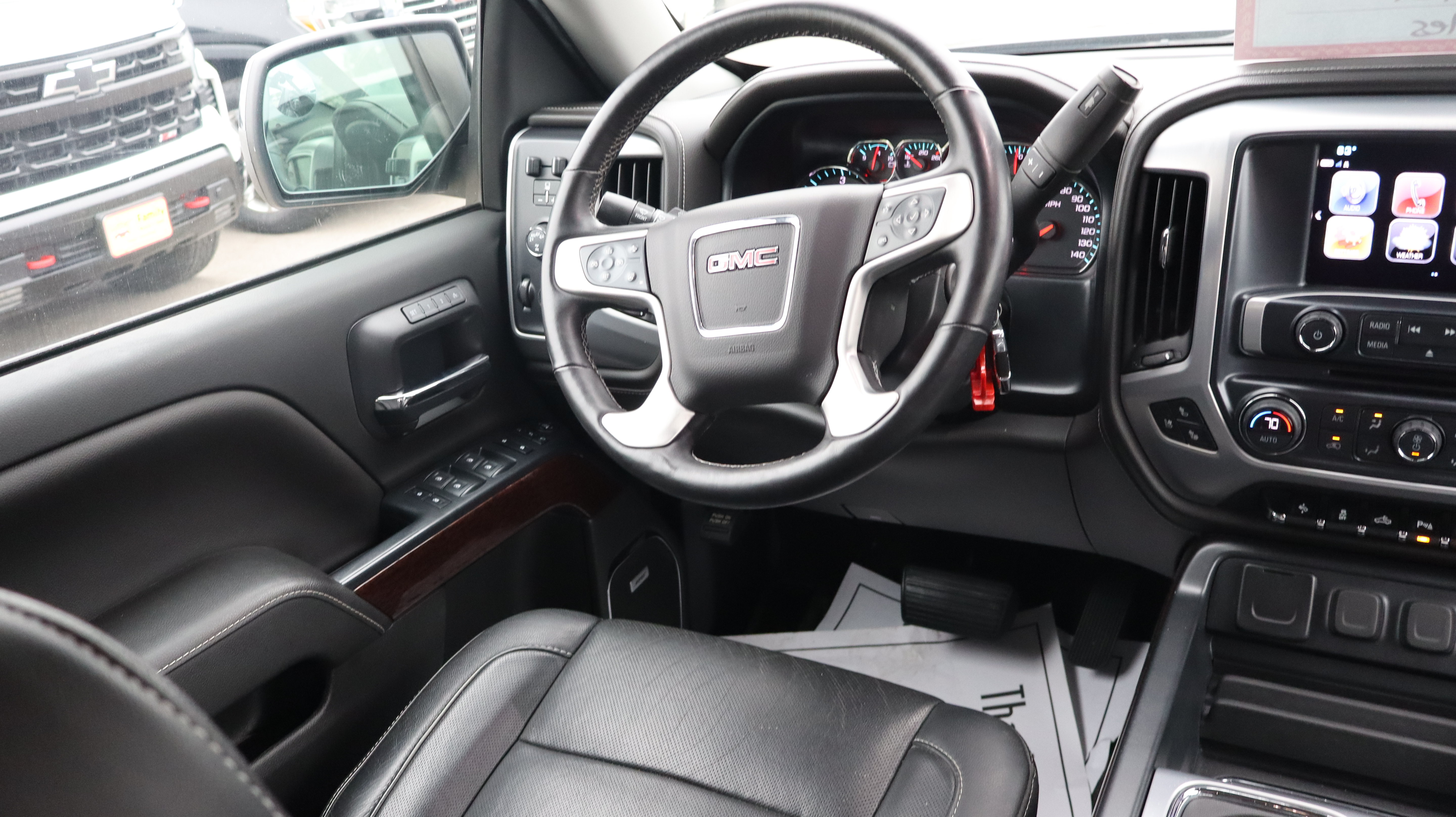 Used 2018 GMC Sierra 1500 SLT AWD/4WD image 8