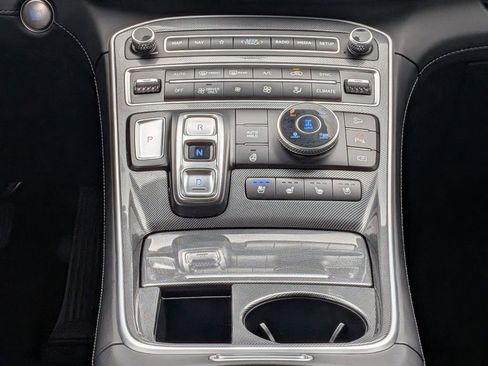 Used 2022 Hyundai Santa Fe Limited image 21