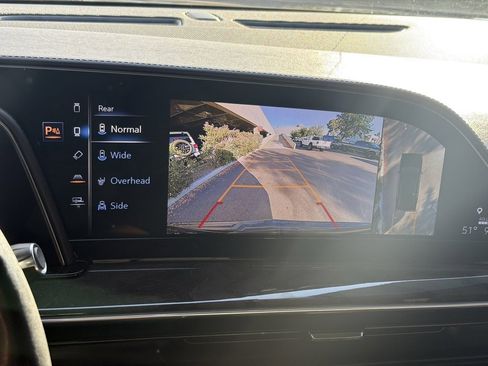 Used 2021 Cadillac Escalade ESV Premium Luxury image 20