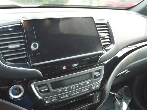 Used 2026 Honda Ridgeline Black Edition image 12