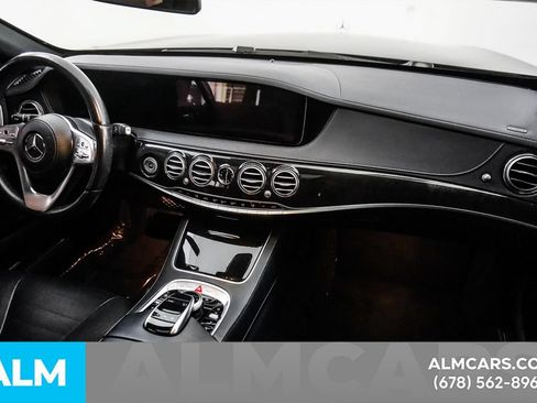 Used 2020 Mercedes-Benz S 560 Sedan image 23