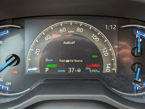 Used 2025 Toyota RAV4 XLE image 12