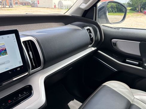 Used 2025 Ford Expedition Active AWD/4WD image 20