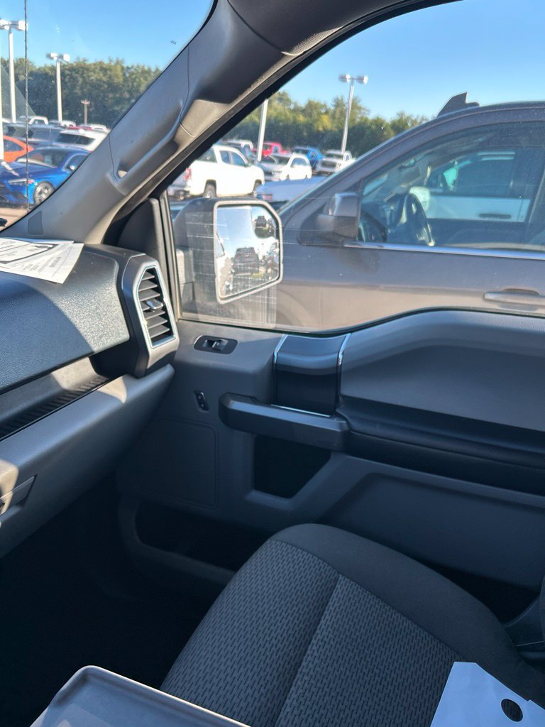 Used 2020 Ford F150 XLT w/ Equipment Group 302A Luxury AWD/4WD image 17
