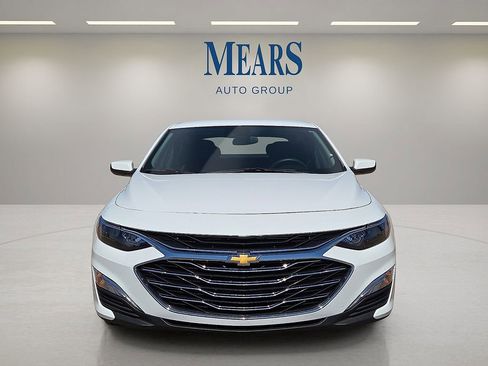 Used 2025 Chevrolet Malibu LS FWD image 8