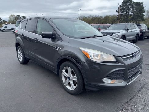 Used 2015 Ford Escape SE FWD image 3
