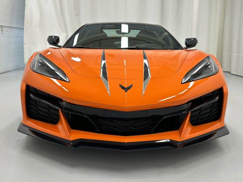 Used 2023 Chevrolet Corvette Z06 RWD image 12