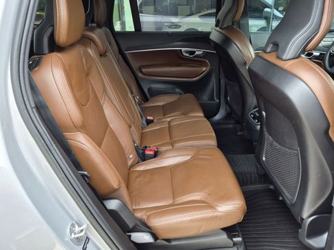 Used 2023 Volvo XC90 B6 Ultimate w/ Protection Package Premier AWD/4WD image 23
