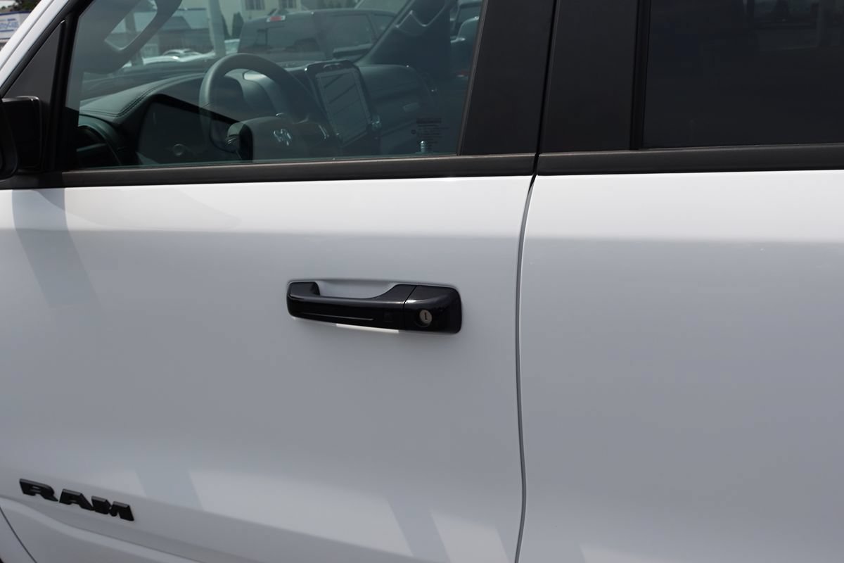 Used 2024 RAM 1500 Laramie w/ Night Edition AWD/4WD image 16