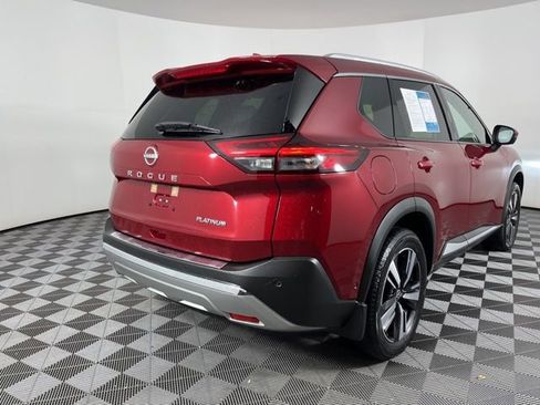 Used 2023 Nissan Rogue Platinum w/ Platinum Premium Package image 10