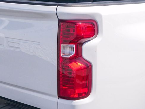 Used 2021 Chevrolet Silverado 2500 W/T w/ WT Convenience Package image 10