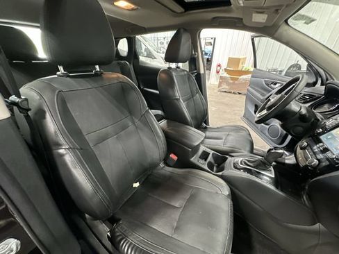 Used 2018 Nissan Rogue Sport SL w/ SL Premium Package AWD/4WD image 32