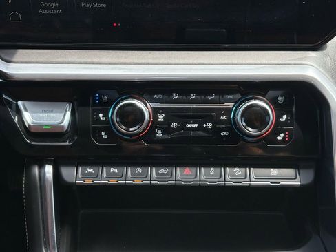 Used 2023 GMC Sierra 1500 Denali Ultimate AWD/4WD image 17