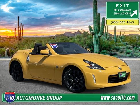 Used 2018 Nissan 370Z Roadster RWD image 1