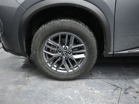 Used 2024 Nissan Rogue S image 14