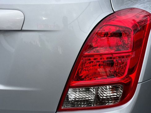 Used 2020 Chevrolet Trax LS w/ Tint and Cruise Package image 28