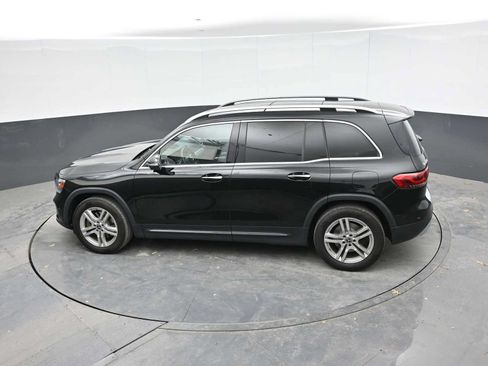 Used 2021 Mercedes-Benz GLB 250 4MATIC image 12