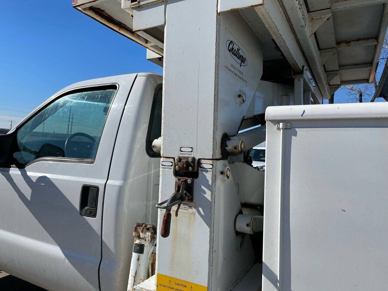 Used 2002 Ford F450 2WD Regular Cab Super Duty image 14