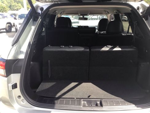 Used 2024 Mitsubishi Outlander SE Black Edition AWD/4WD image 4