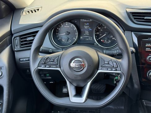 Used 2017 Nissan Rogue S AWD/4WD image 19