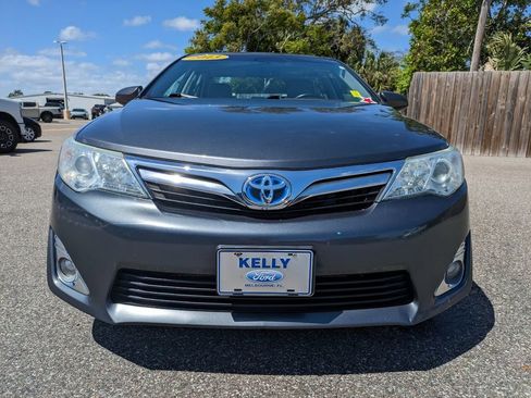 Used 2013 Toyota Camry XLE w/ Leather Pkg image 3