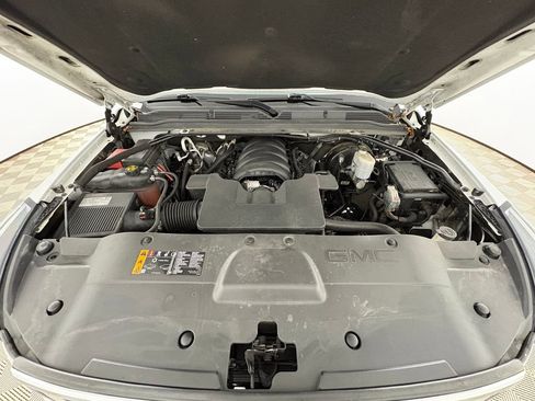 Used 2020 GMC Yukon XL Denali image 35