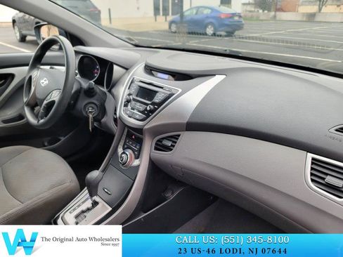 Used 2013 Hyundai Elantra GLS w/ Preferred Pkg image 14
