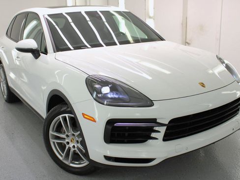 Used 2020 Porsche Cayenne AWD/4WD image 25