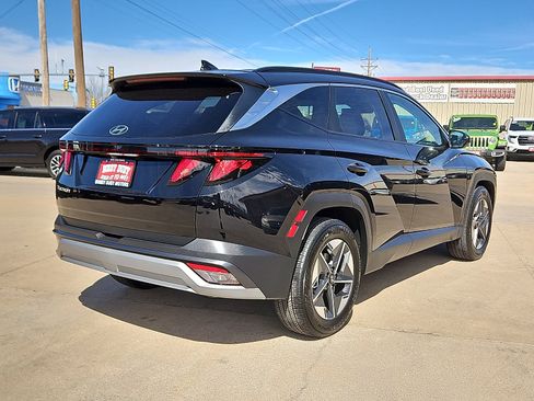 Used 2025 Hyundai Tucson SEL image 3