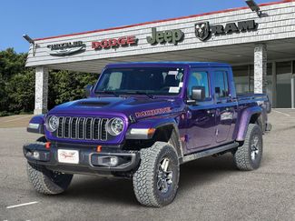 New 2026 Jeep Gladiator Mojave video 2