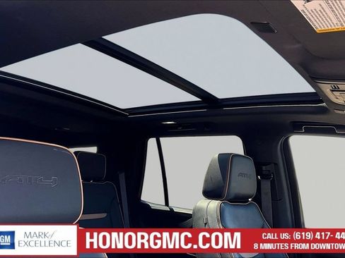 Used 2024 GMC Yukon AT4 w/ AT4 Premium Plus Package AWD/4WD image 29
