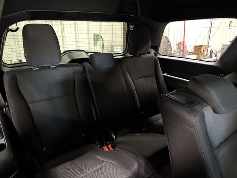 Used 2020 Ford Expedition XLT w/ Cargo Package RWD image 29