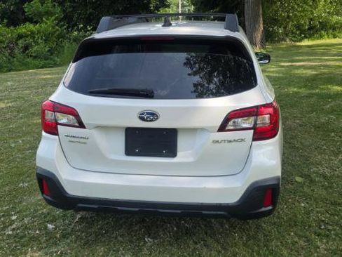 Used 2018 Subaru Outback 2.5i Limited image 30