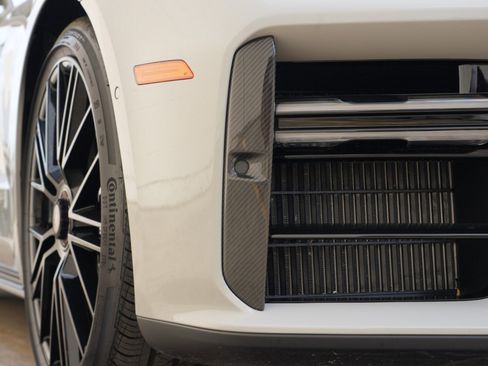 Used 2025 Porsche Panamera GTS AWD/4WD image 63