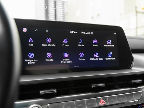 Used 2024 Kia Telluride S image 23