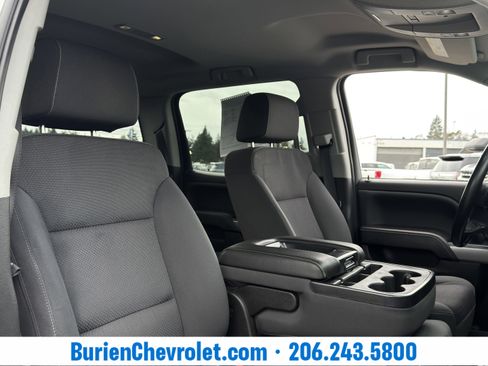 Used 2018 Chevrolet Silverado 1500 LT w/ All Star Edition image 21