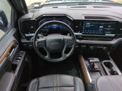 Used 2024 Chevrolet Silverado 1500 High Country w/ Midnight Edition AWD/4WD image 16