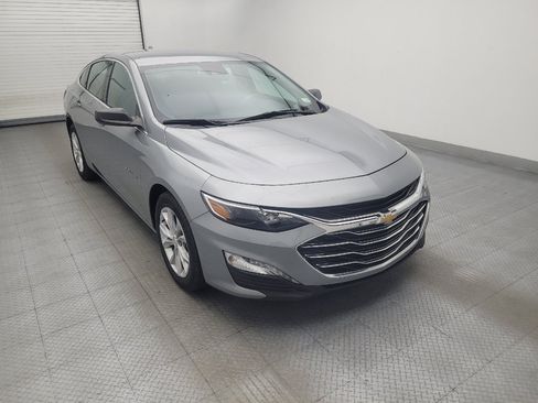 Used 2025 Chevrolet Malibu LT FWD image 13