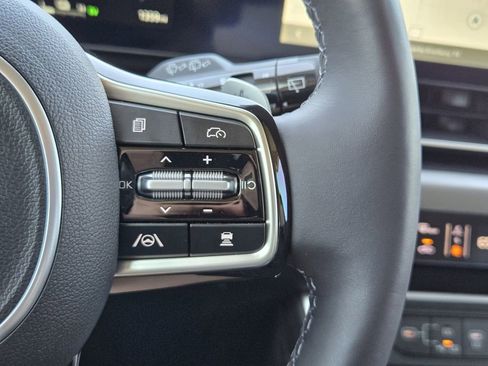 Certified 2026 Kia Carnival SX Prestige image 28