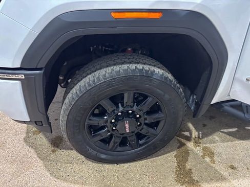 Used 2025 GMC Sierra 2500 AT4 w/ AT4 Preferred Package image 30