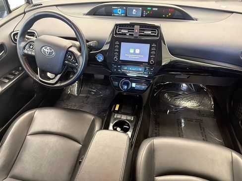 Used 2022 Toyota Prius XLE FWD image 12