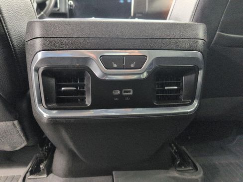 Used 2023 GMC Sierra 1500 Denali w/ Technology Package AWD/4WD image 24