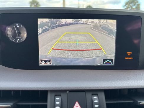 Used 2020 Lexus ES 350 image 29