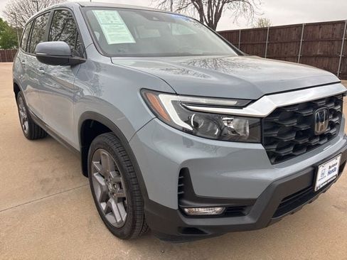 Used 2023 Honda Passport EX-L image 2