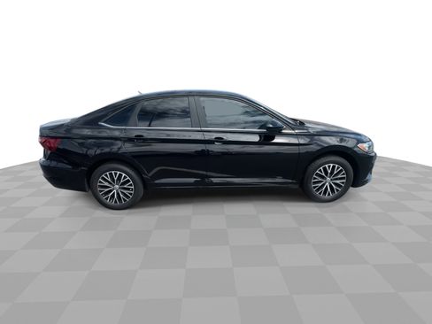 Used 2020 Volkswagen Jetta SE image 9