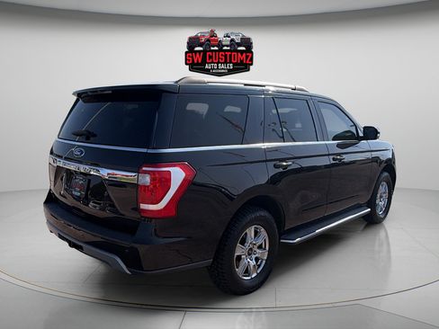 Used 2021 Ford Expedition XLT AWD/4WD image 7