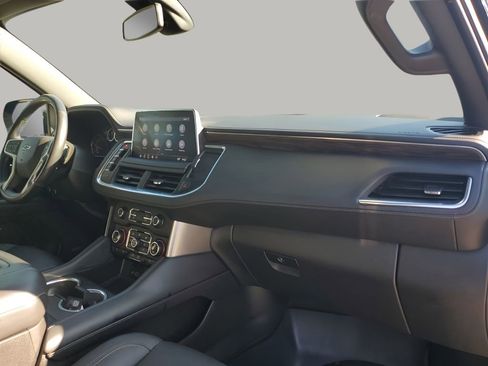 Used 2021 Chevrolet Tahoe Z71 w/ Luxury Package image 13